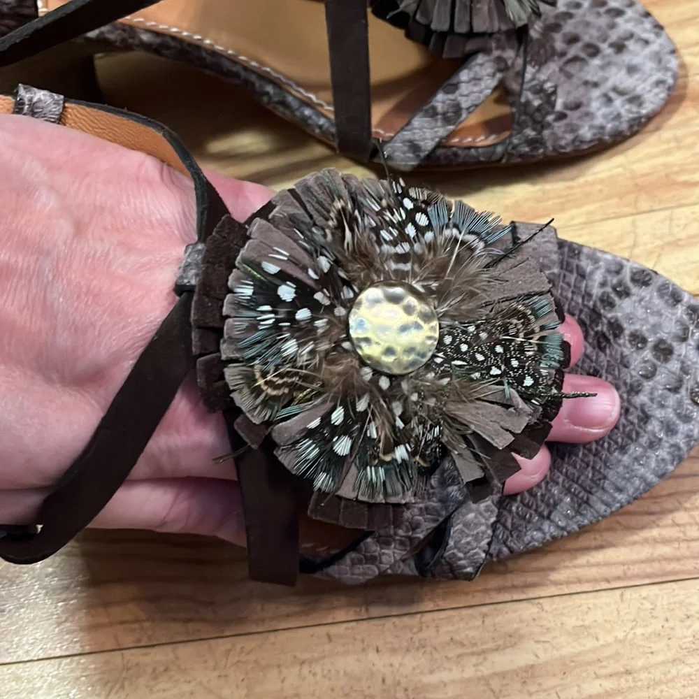 New with box Bacio 61 Tombolo 8-1/2 snakeskin leather criss cross ankle sandals